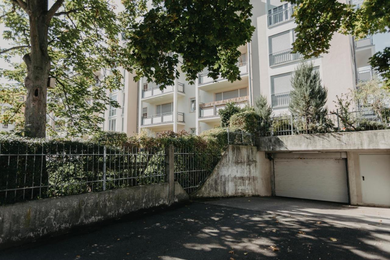 Traber Apartments Im Herzen Leipzigs Balkon Parkplatz Esterno foto